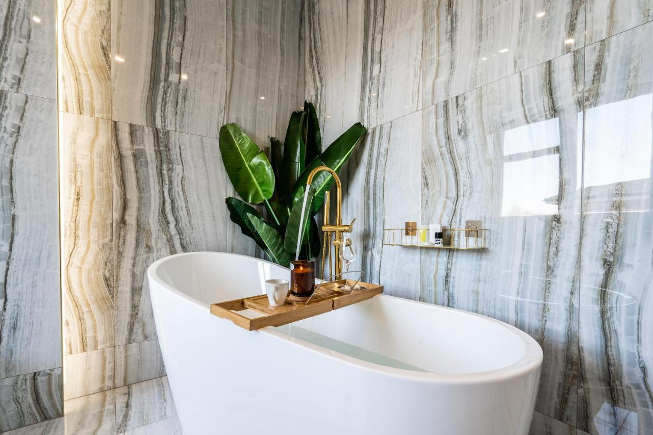 Serenity Prague Villa With Garden Jacuzzi Εξωτερικό φωτογραφία