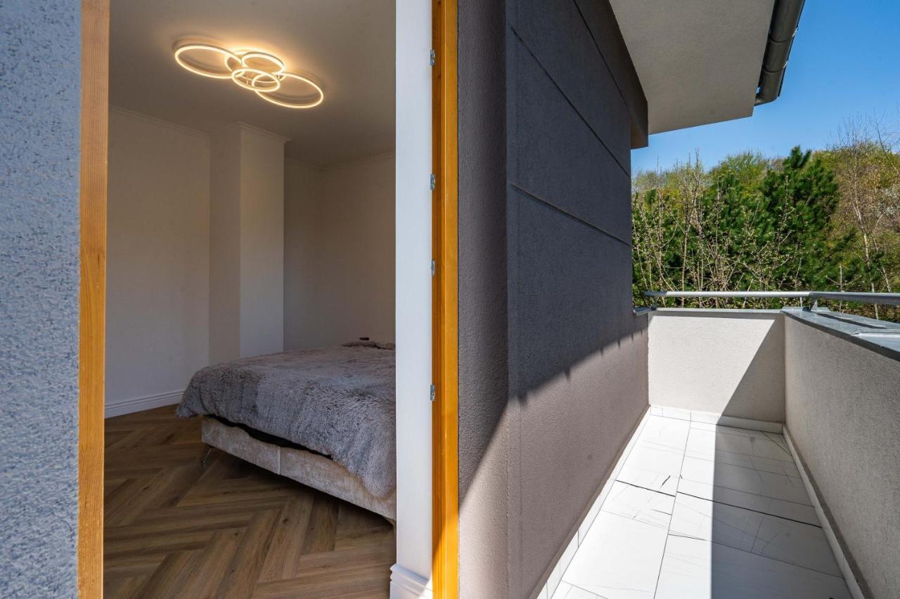 Serenity Prague Villa With Garden Jacuzzi Εξωτερικό φωτογραφία